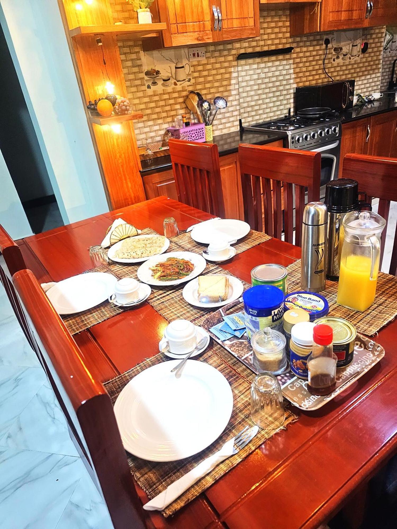 Safi House Bed & Breakfast Boma la Ngombe ภายนอก รูปภาพ
