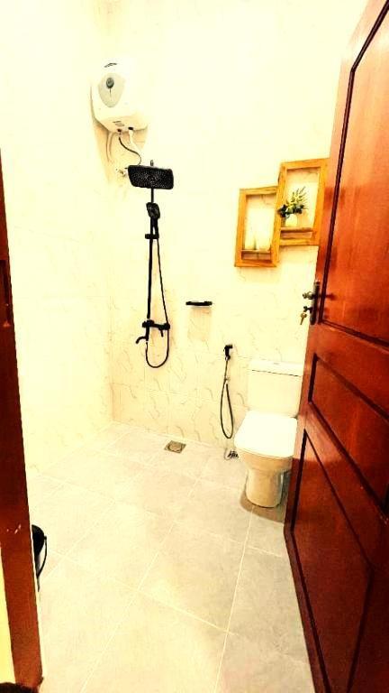 Safi House Bed & Breakfast Boma la Ngombe ภายนอก รูปภาพ